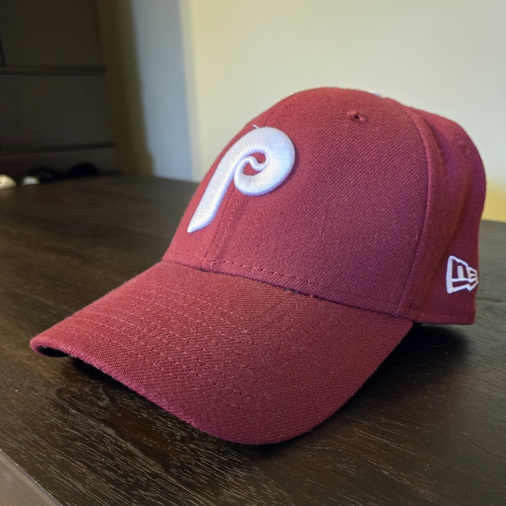 Phillies Retro Logo New Era 39Thirty Hat Medium-Large Flex Fit